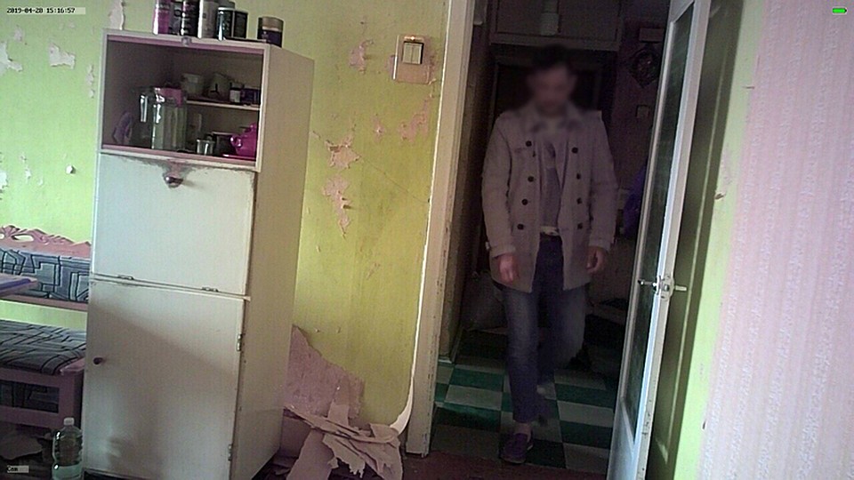 Минчанин установил в квартире камеры и поймал воров, который пришли грабить его уже в третий раз. ФОТО: скриншот видео