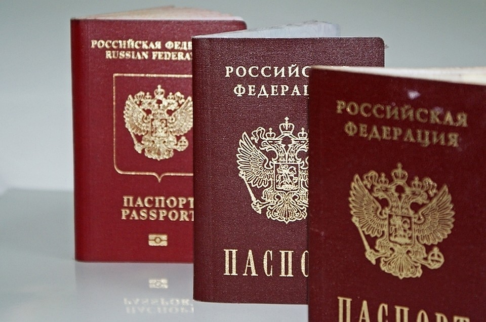 Путин подписал указ об упрощенном получении российских паспортов жителями ДНР и ЛНР