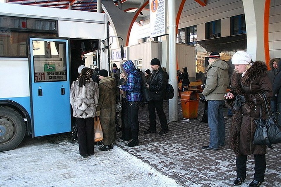 Кузбассовцы стали все чаще уезжать из региона, а уровень рождаемости снизился. ФОТО: архив КП.