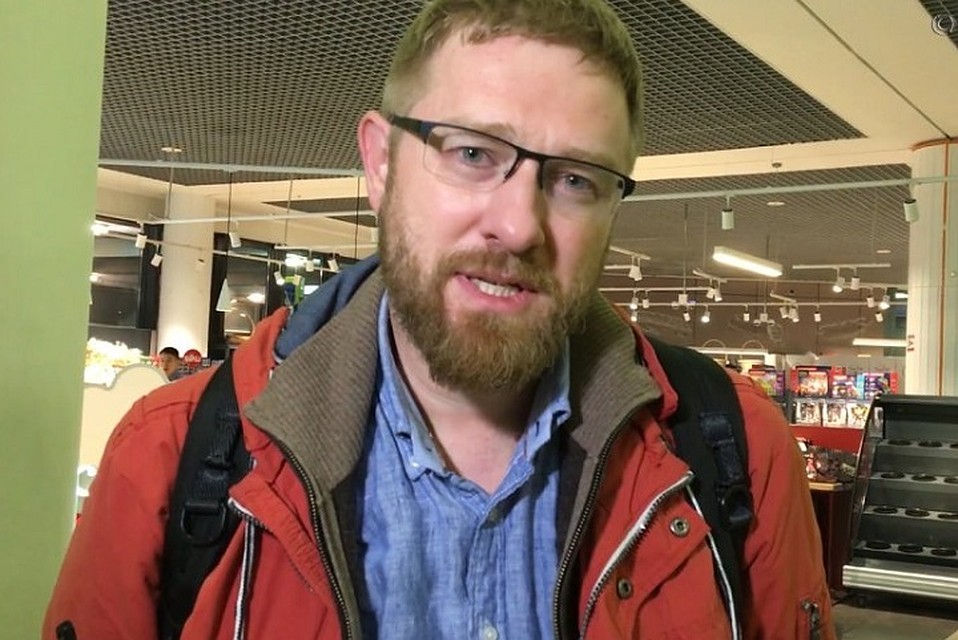 Александра Малькевича в течение часа допрашивали пограничники, а потом заявили, что он является «нежелательной персоной», изъяли у него паспорт и отправили на депортацию. Фото: riafan.ru