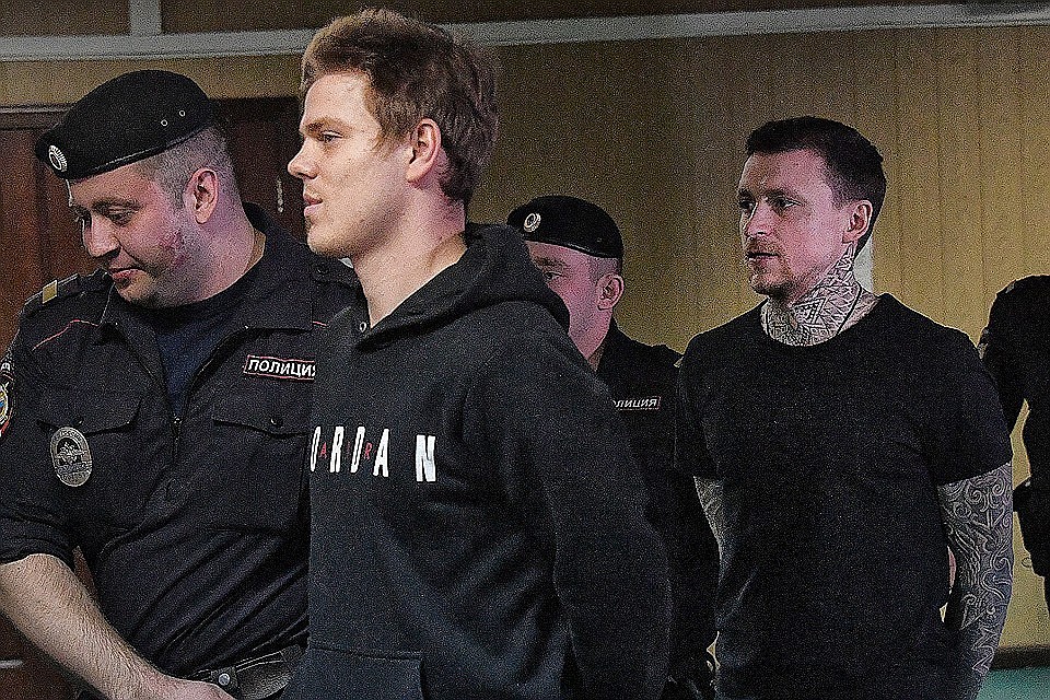 Суд признал Кокорина и Мамаева виновными в хулиганстве и побоях