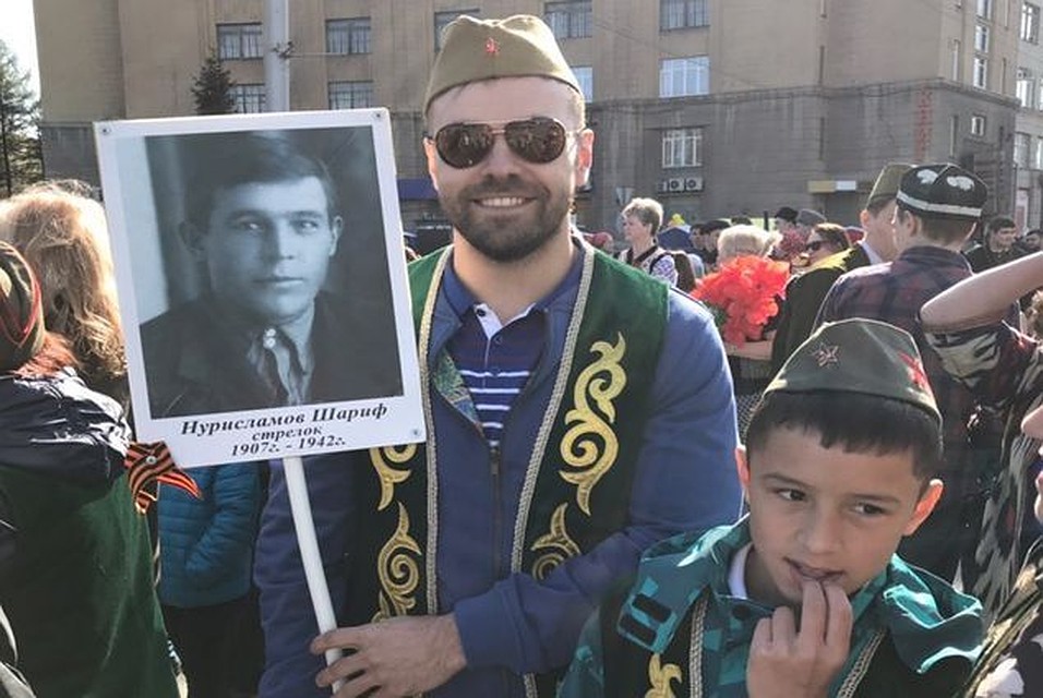 Тысячи сибиряков поучаствовали в «Бессмертном полку». Фото: Ульяна ДЖАНКОВА