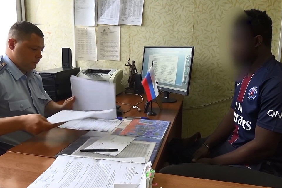 Иностранец во всем сознался