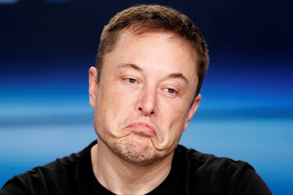 Илон Маск будет лично проверять траты сотрудников Tesla