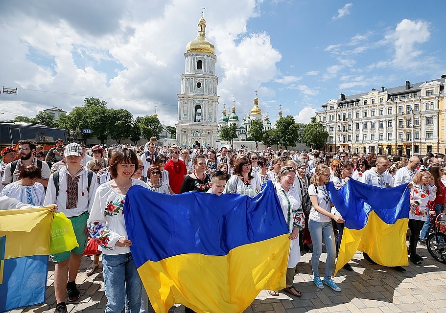 Ранее Порошенко подписал указ об окончательном прекращении деятельности Киева в работе уставных органов содружества