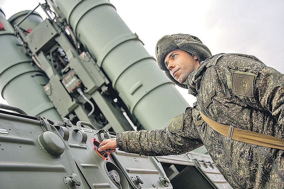 В Кремле объяснили отправку российских военных специалистов в Конго