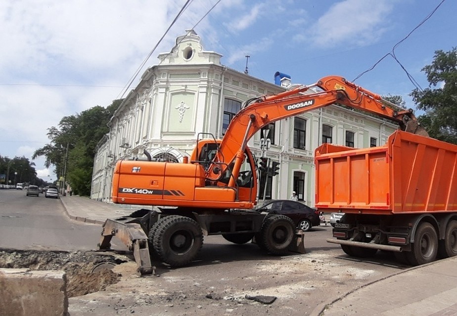 До конца недели участок засыплют грунтом и благоустроят территорию