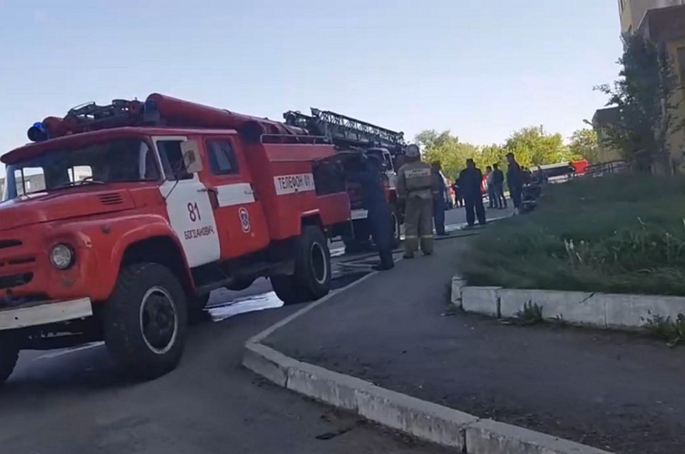 Пожар произошел днем, когда родителей не было дома