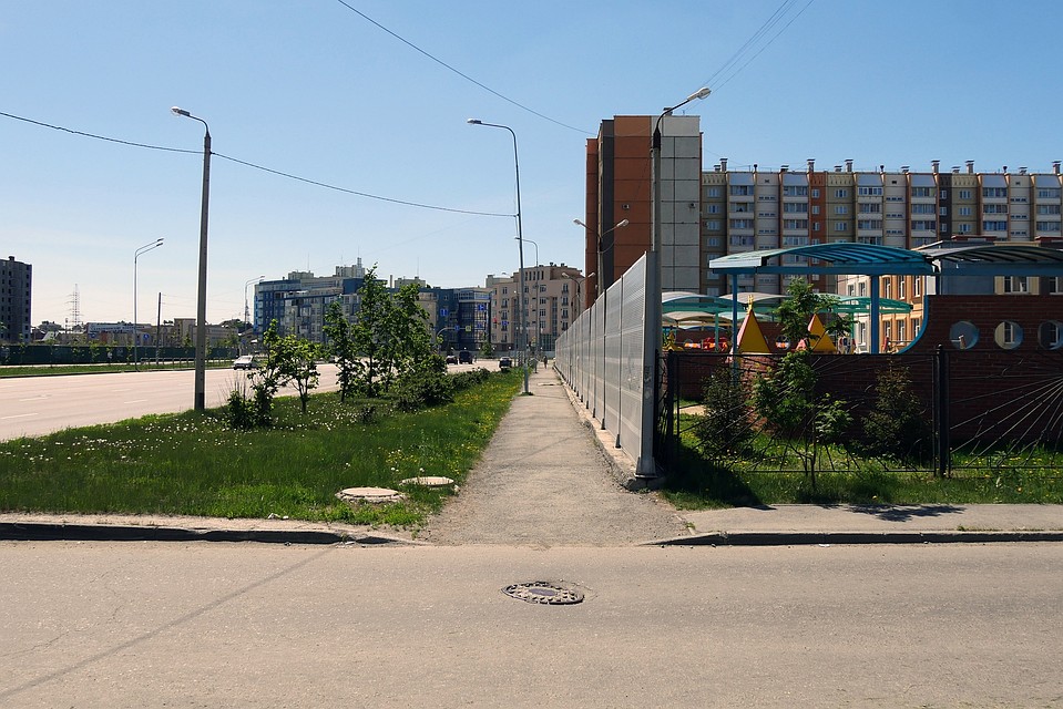Садик находится у дороги. Фото: Гражданский патруль