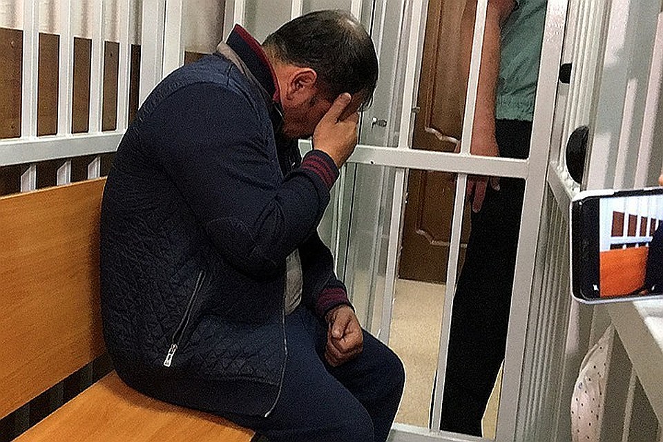 Сергею Ходжаяну 41 год. Он родился в столице Армении Ереване. В биографии нет ничего выдающегося