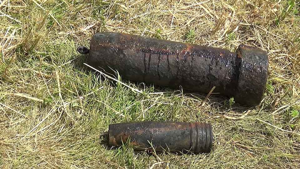 В реке в Орше нашли шесть снарядов времен ВОВ Фото: УВД Витебского облисполкома.