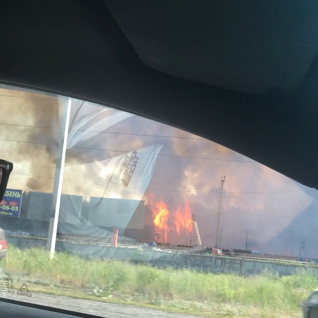 Фото пожара выглядят страшно