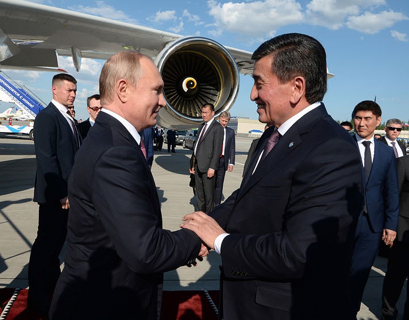 Владимир Путин прибыл в Бишкек.