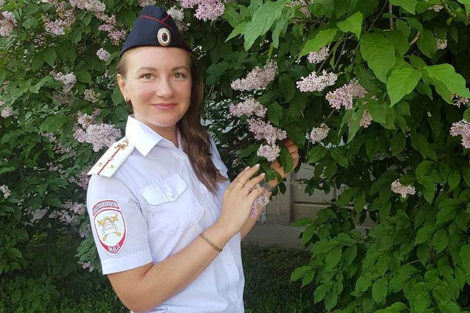 Юлия 7 лет работает в дорожной полиции Фото: УГИБДД по Красноярскому краю
