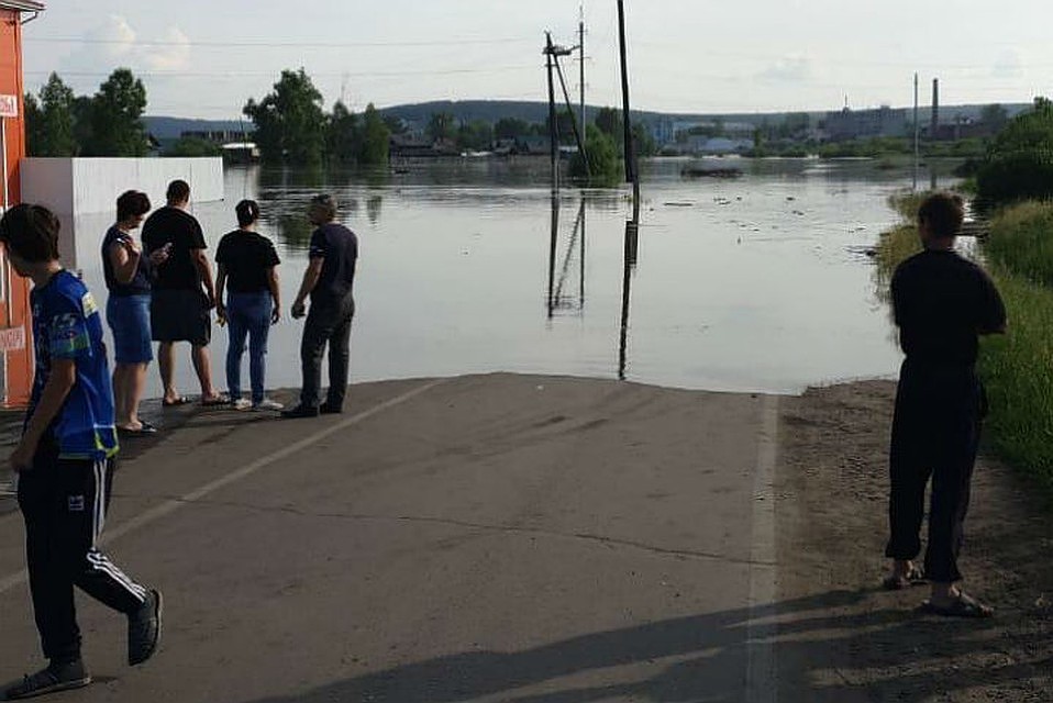 Наводнение в Иркутской области: районы, из которых ушла вода, начали восстанавливать