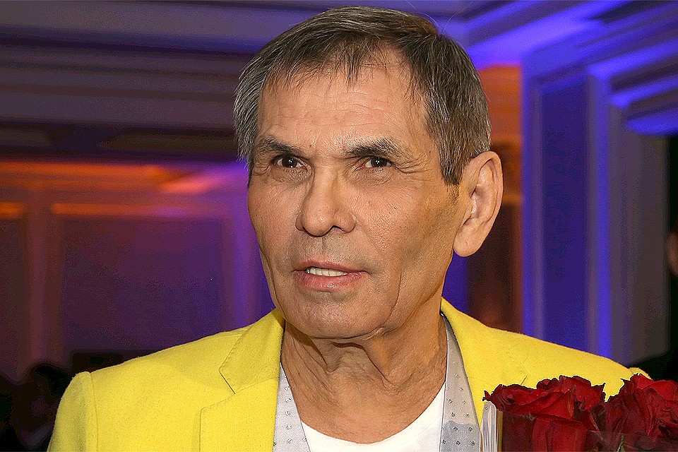 Продюсер Бари Алибасов.