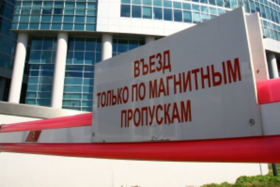 Во дворах Хабаровского края могут появиться спецшлагбаумы
