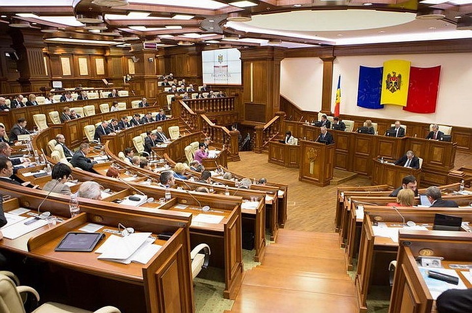 Парламент Молдовы предлагает вернуться к пропорциональной избирательной системе
