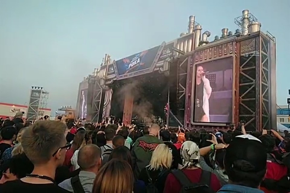 Нидерландская симфоник-метал-группа Within Temptation