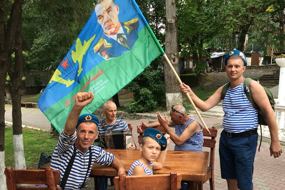ВДВ сами десантники называют "Войсками Дяди Васи", в честь легендарного командующего Василия Маргелова. Фото: Алексей ПОПКОВ