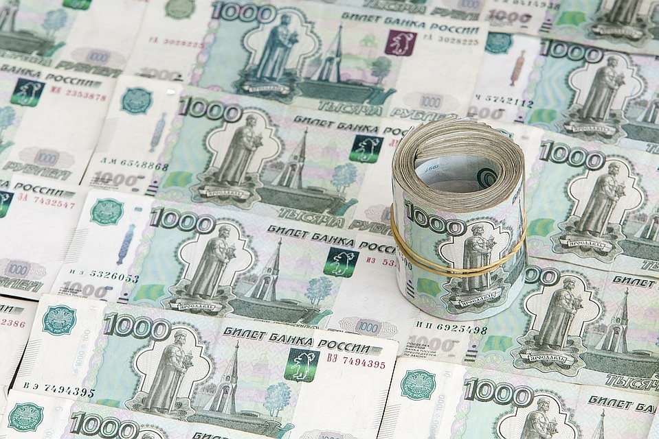 Дворник из Подмосковья задолжала почти 2 миллиарда рублей
