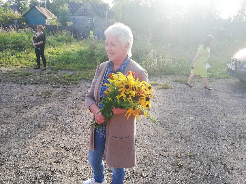 Фото: vk.com. Татьяне Пахомовой вручили композицию с конкурса "Деревенский букет".