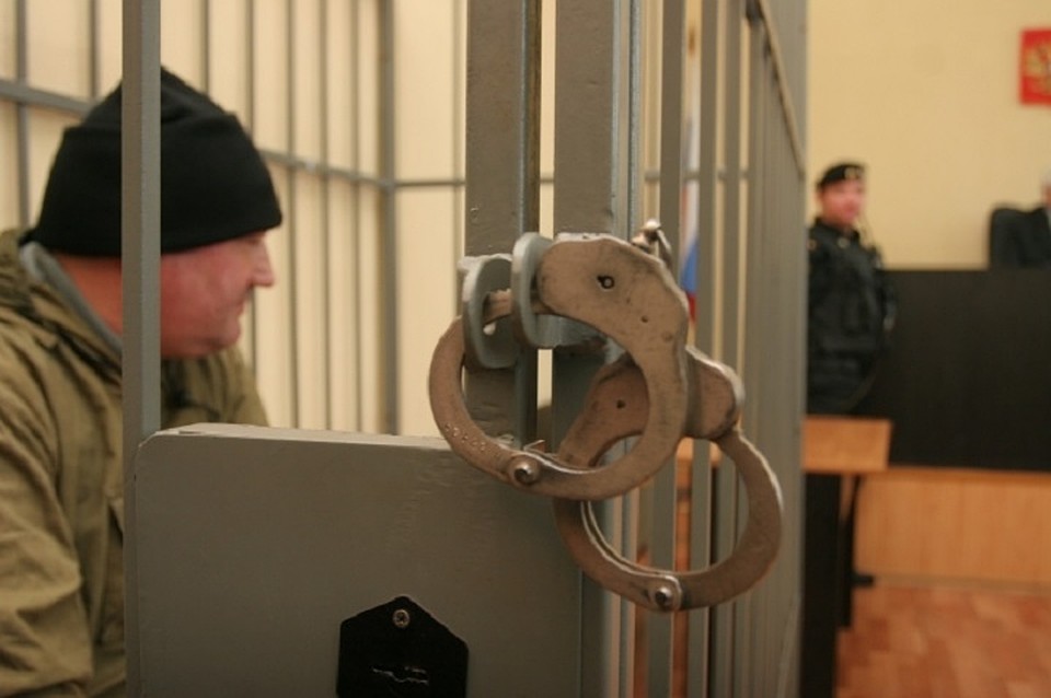 После задержания он отправлен в камеру следственного изолятора.