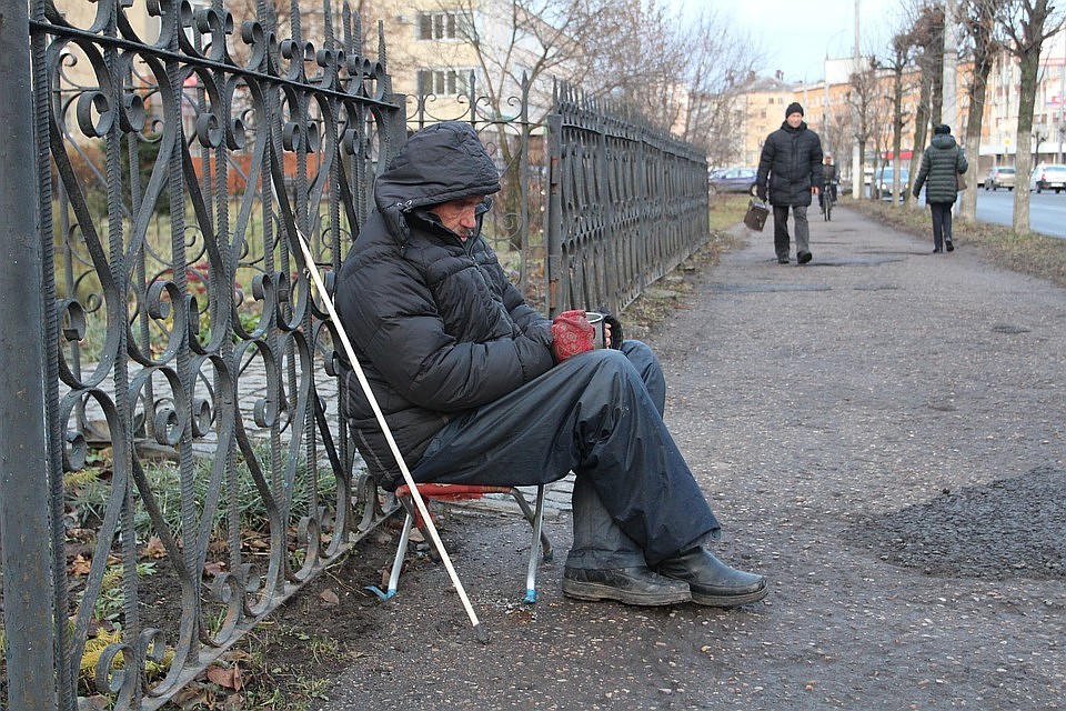Бездомным предложили помочь и в изготовлении фотографии на паспорт