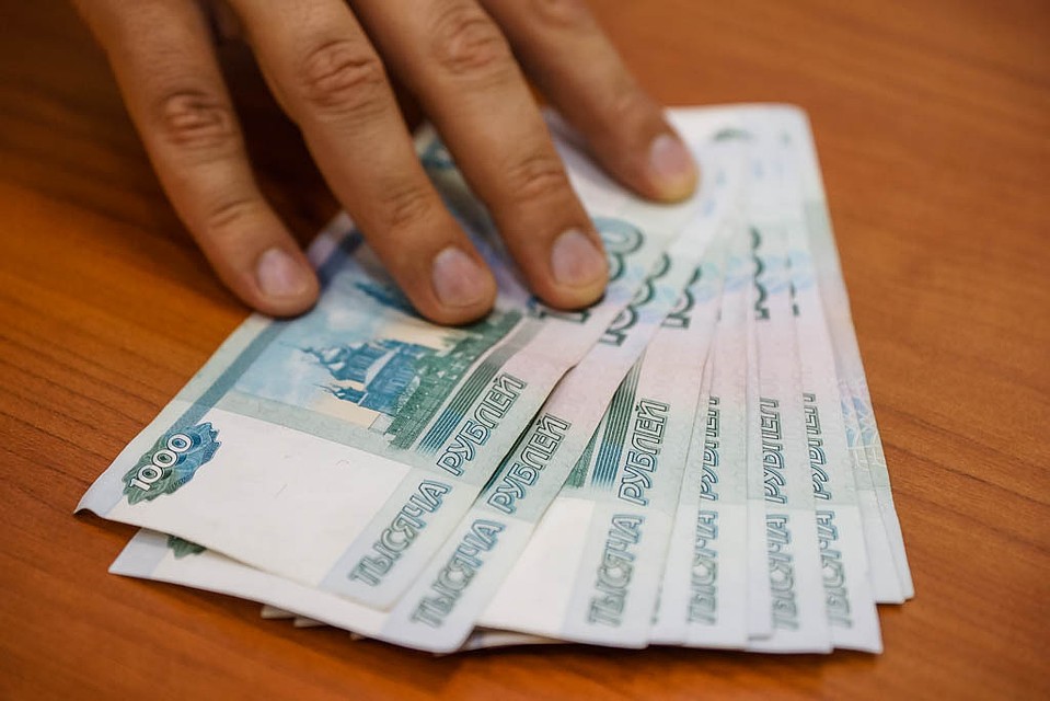 А сколько бы вам хватило для достойной жизни?