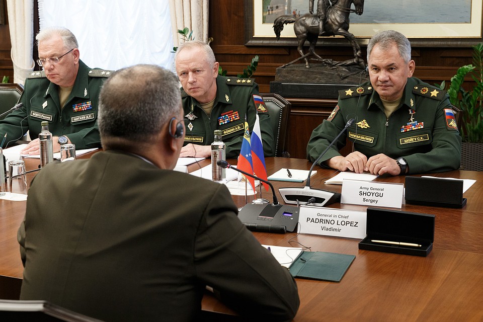 Министр обороны Сергей Шойгу.