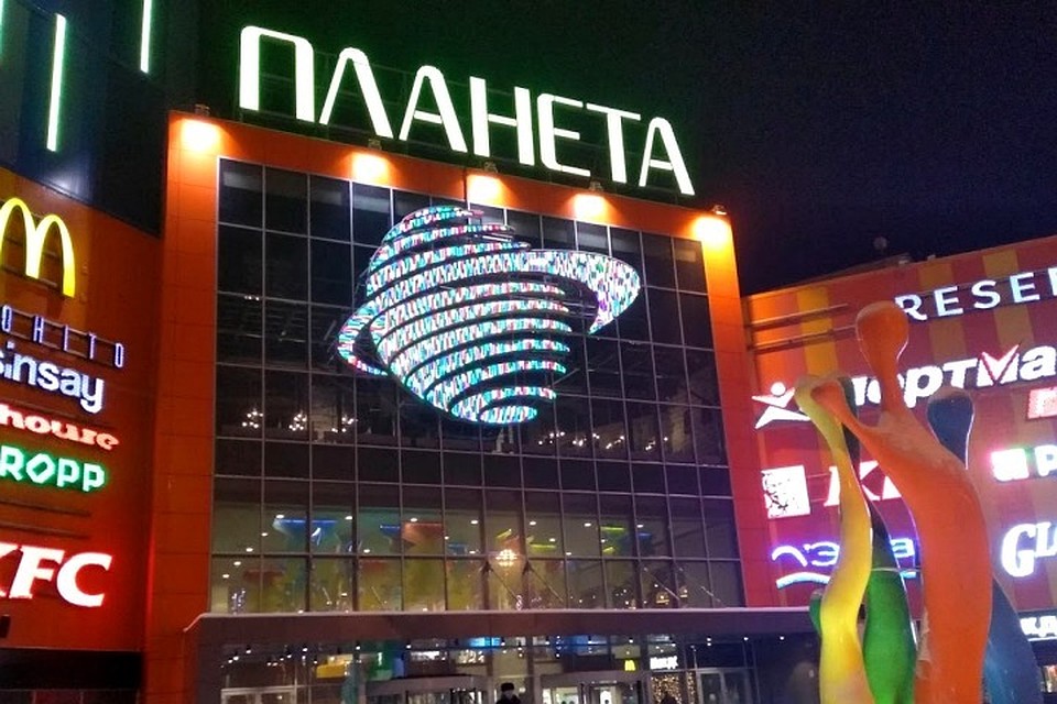 Для безопасности гостей праздника возле "Планеты" движение автотранспорта будет ограничено