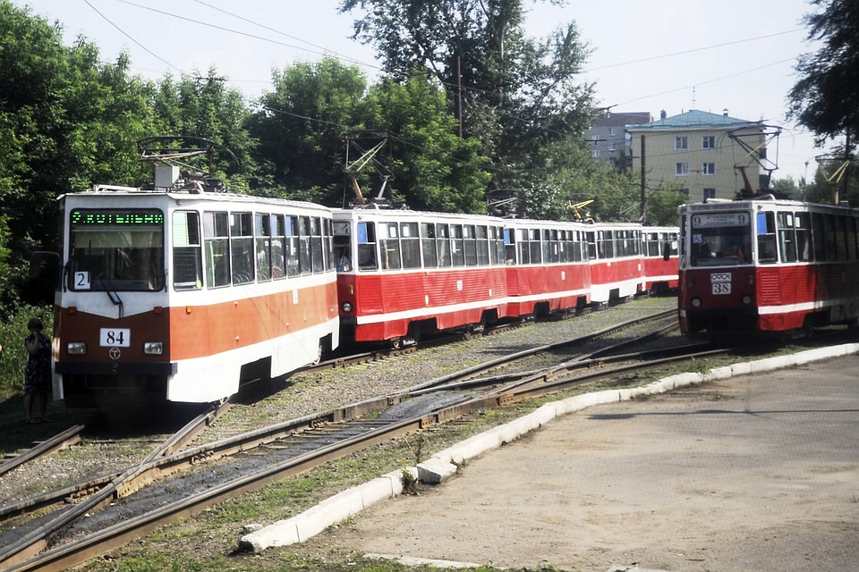 В центре Омска на три дня перекроют улицу и отменят трамваи