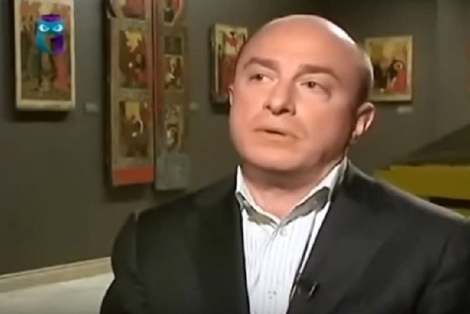 Михаил Абрамов погиб во время крушения вертолета в Греции. ФОТО: стоп-кадр, https://www.youtube.com/watch?v=7MMFlpyWY0k