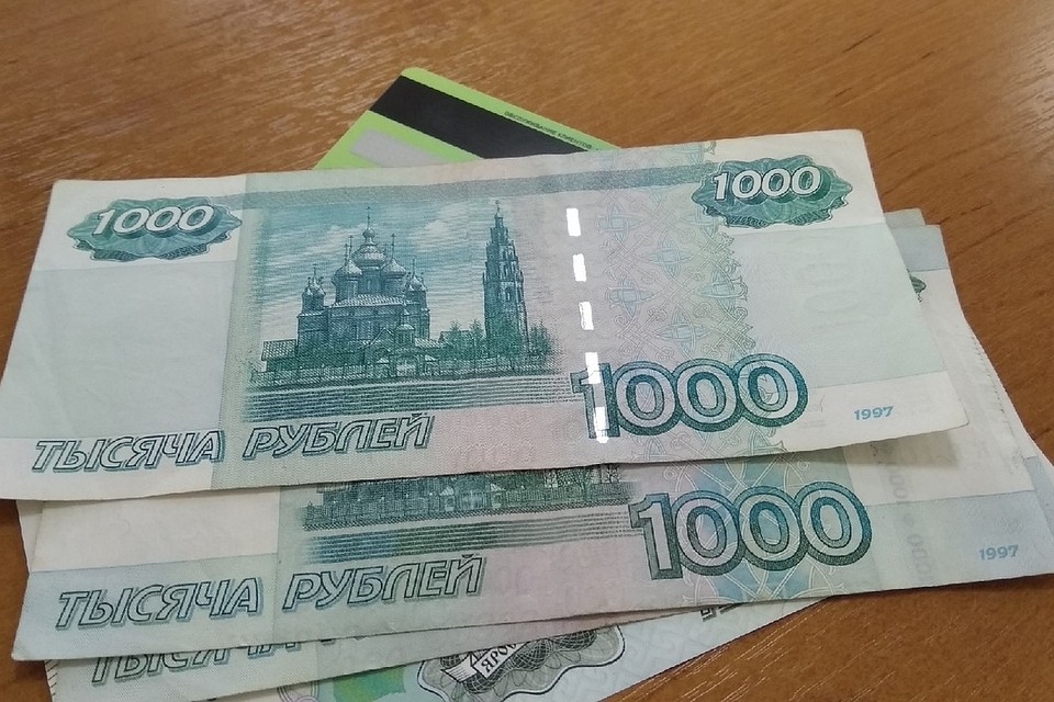 Липчанка украла у собутыльника карту и пошла по магазинам