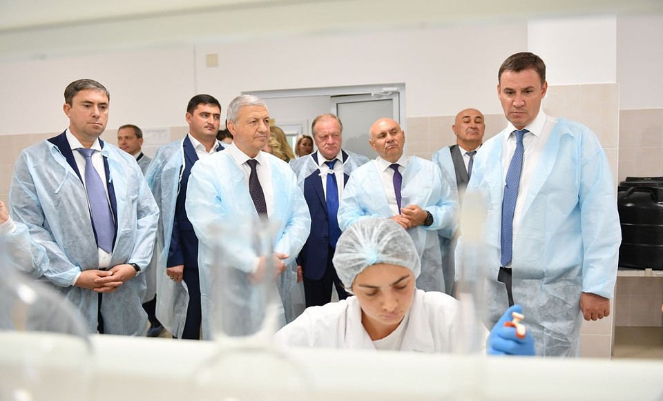Министр сельского хозяйства РФ посетил Северную Осетию. Фото: сайт главы РСО - А.