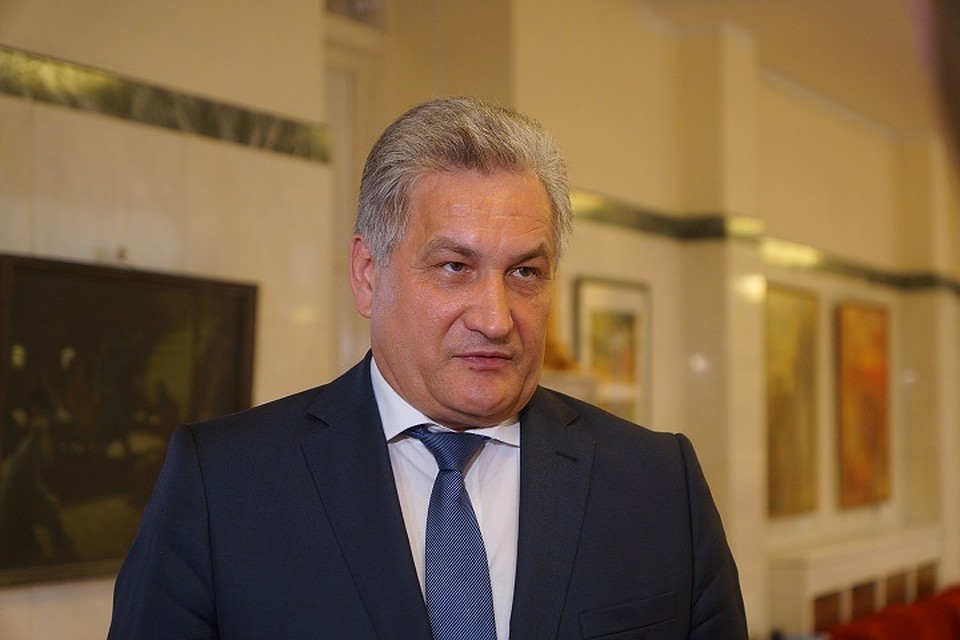 Минобразования посоветовал всем педагогам и родителям быть с детьми "на одной волне" и побольше общаться с ними в соцсетях