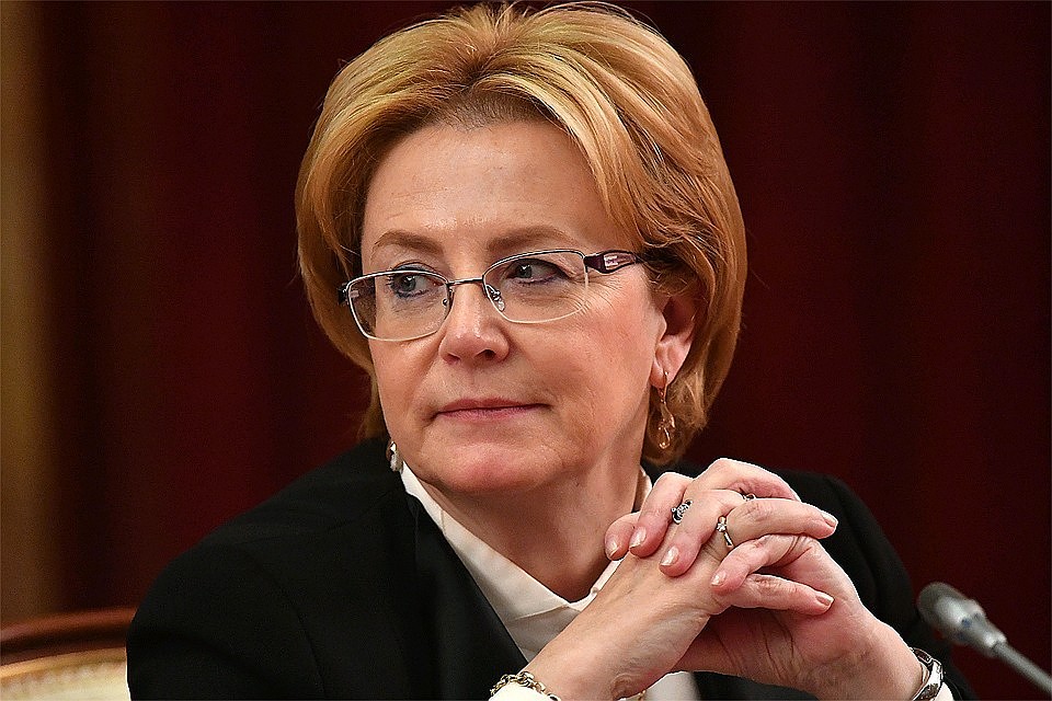 Скворцова: закон о продаже алкоголя с 21 года примут до декабря 2019