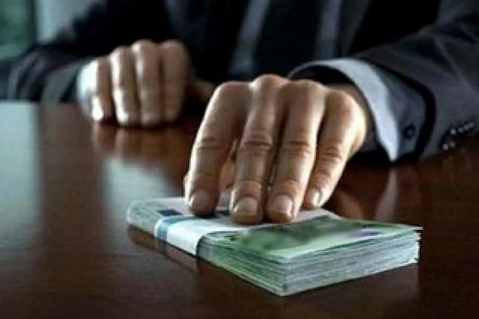 По данным следствия, замакима мог получить взятку в размере 5 млн тенге.