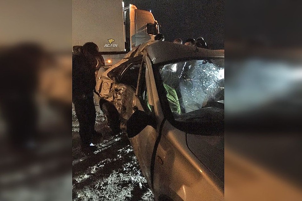 В аварии погибла женщина - пассажирка такси.