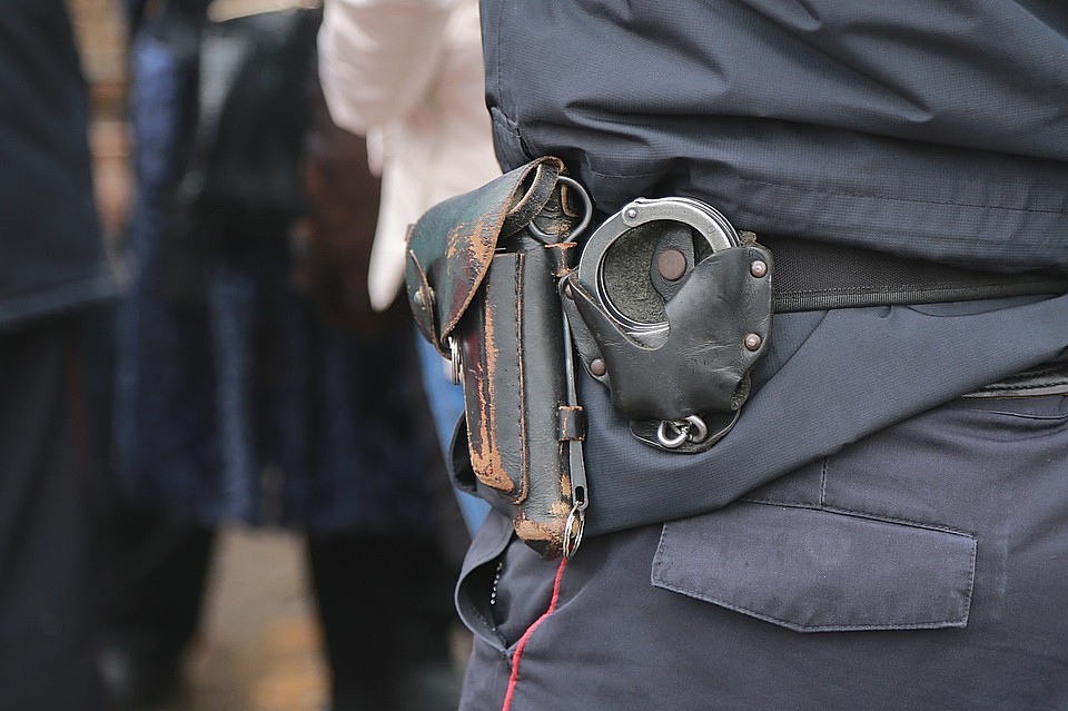 В лесу под Красноярском серийный педофил надругался над 8-летней девочкой.