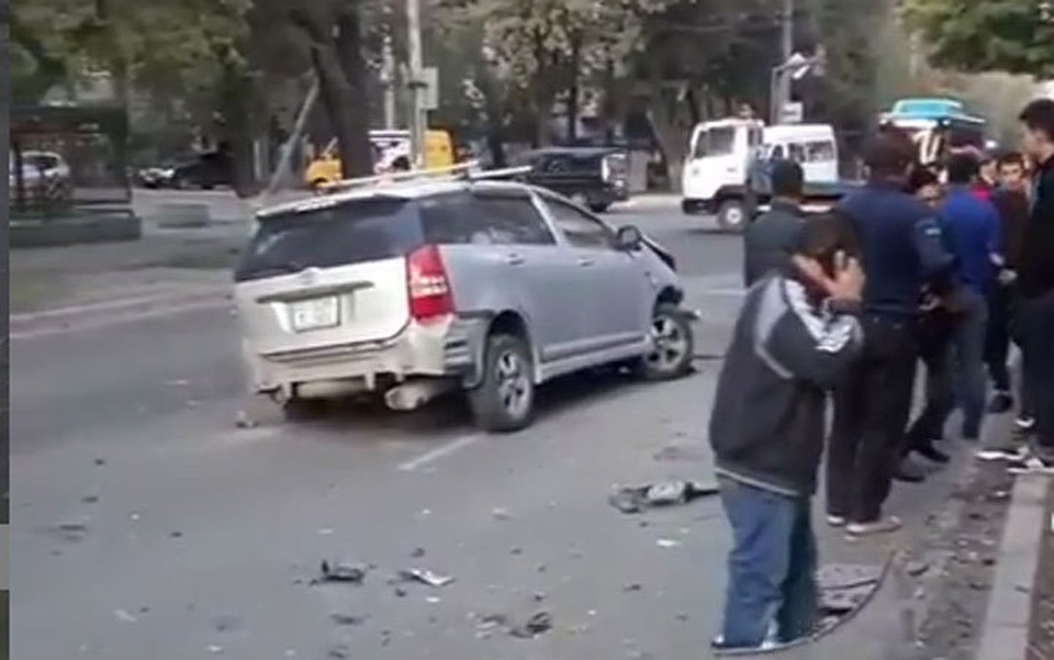 Крупная авария произошла в ранние часы, фактически на пустой дороге.