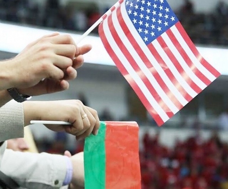 Беларусь и США решили вернуть послов спустя 10 лет.