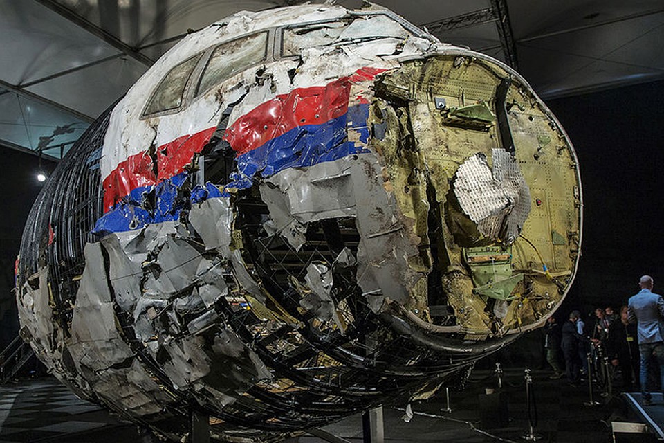 Парламент Нидерландов хочет расследовать роль Украины в катастрофе MH17.