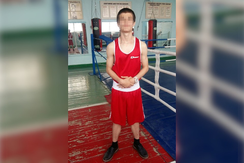 Парня с ранением ноги доставили в травмпункт