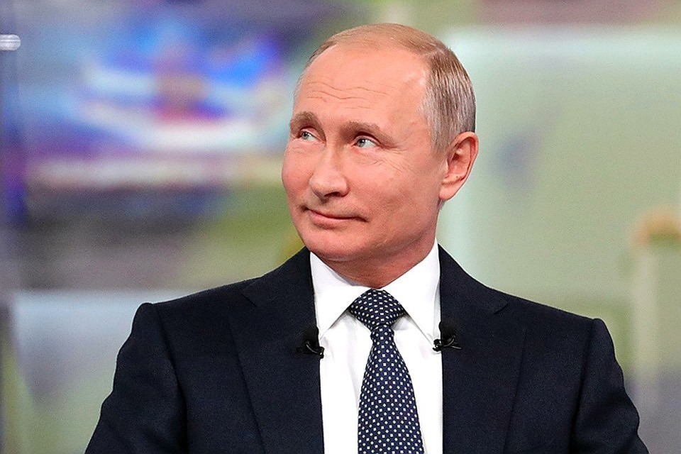 Путин пошутил о вмешательствах в выборы США в 2020 году, пообещав обязательно это сделать