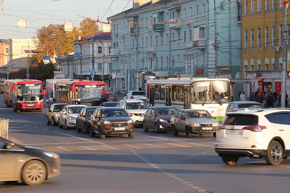 Автобусов на муниципальных маршрутах становится больше.
