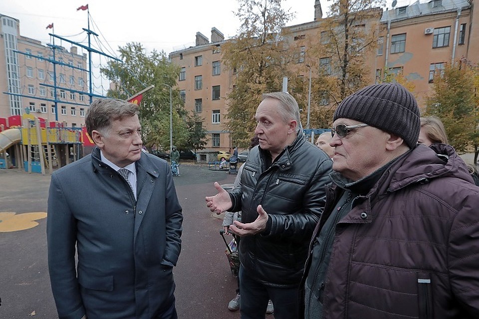 Вячеслав Макаров поддержал жителей Петроградского района, протестующих против уплотнительной застройки / Фото: ЗакС Петербурга