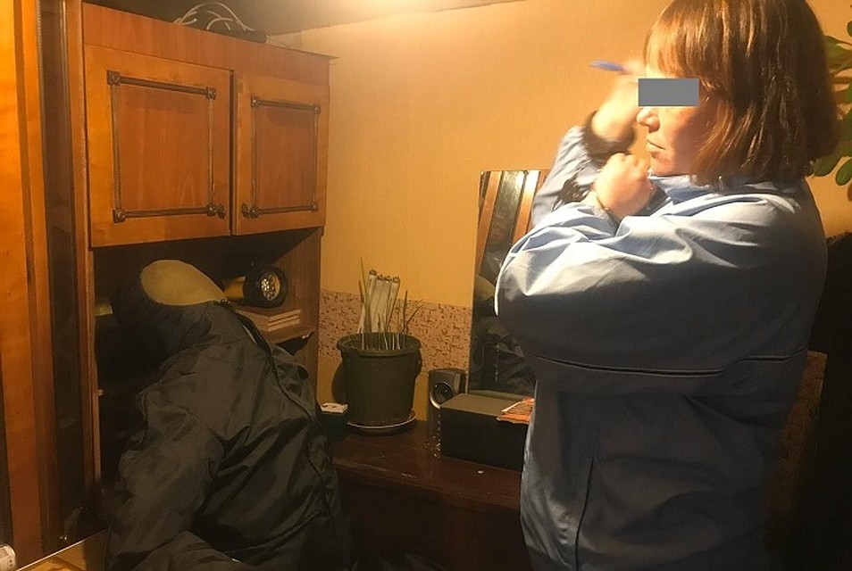 Женщина убила своего мужа и сама же позвонила в полицию. Фото: СКР по Свердловской области