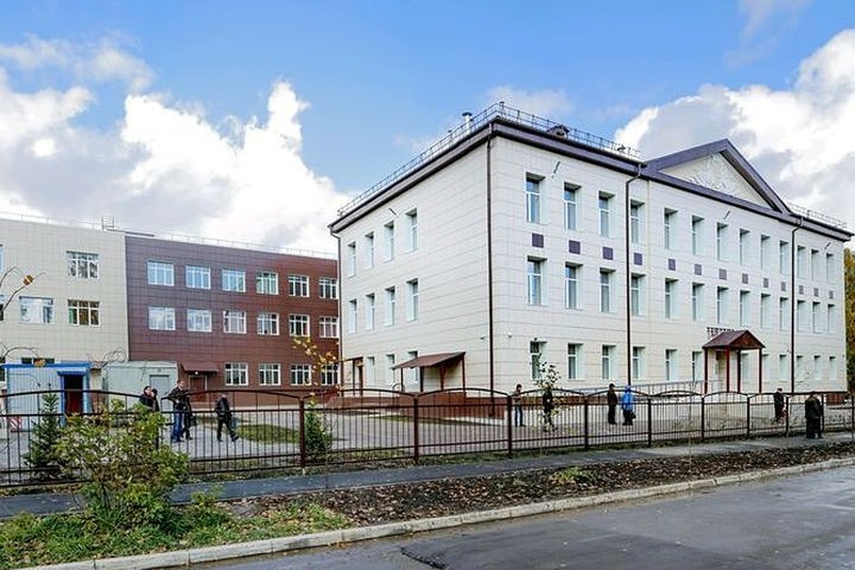 Трагедия случилась в новосибирской школе.