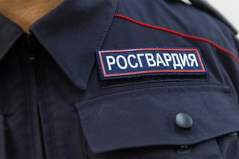В Челябинске бойцы Росгвардии отыскали двух пропавших детей.